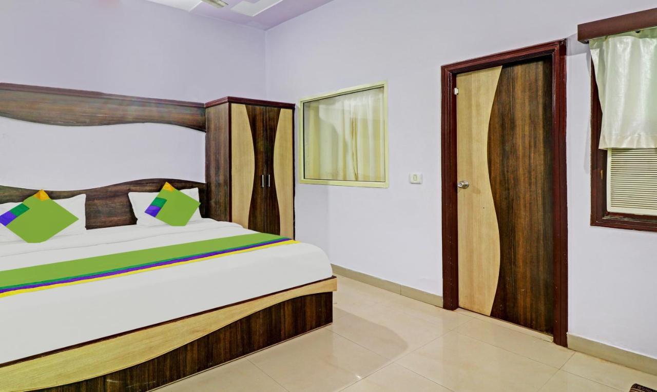 4 View Hotel Tājganj Exterior foto